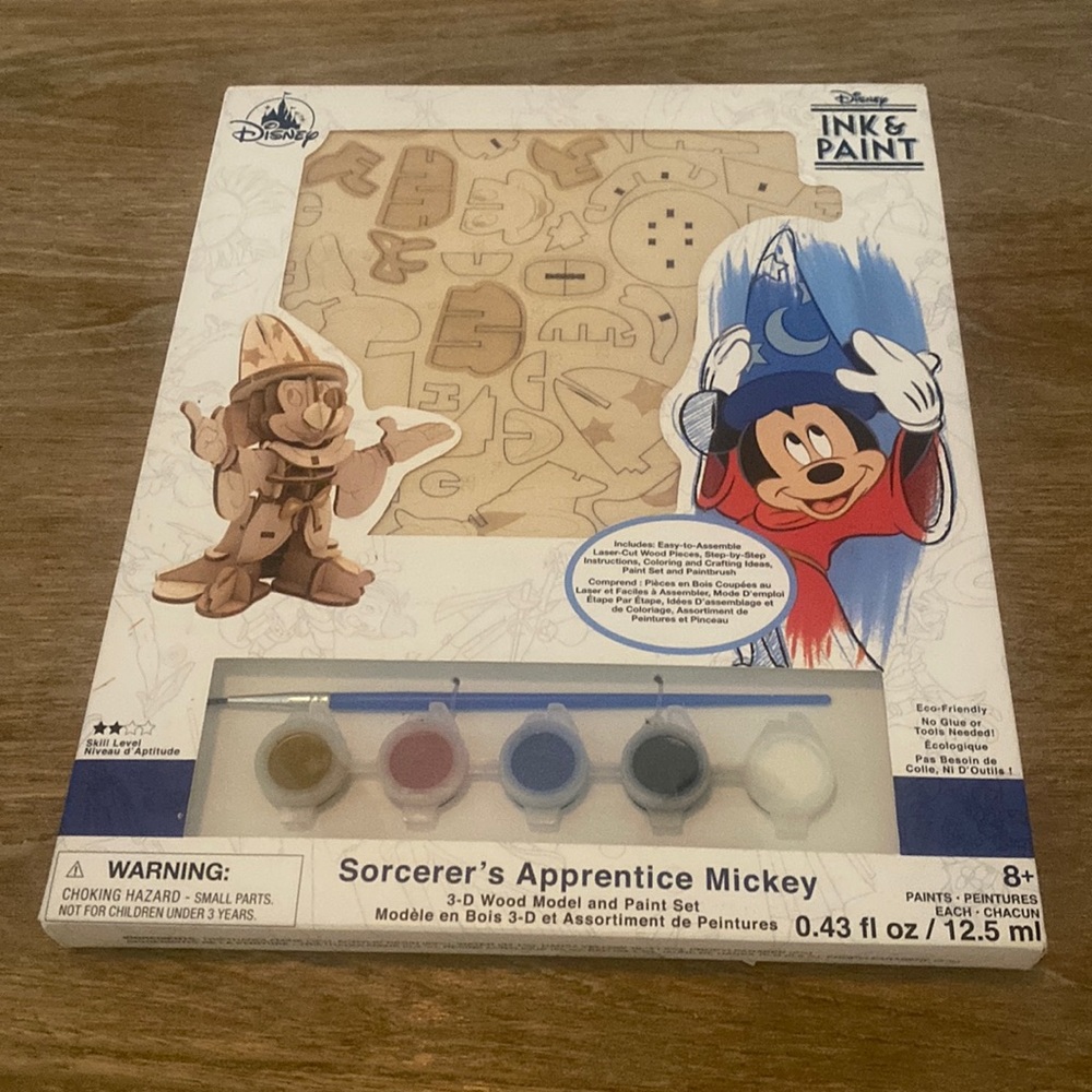 Disney ink and paint Sorcerer Mickey 3d wood model and paint set